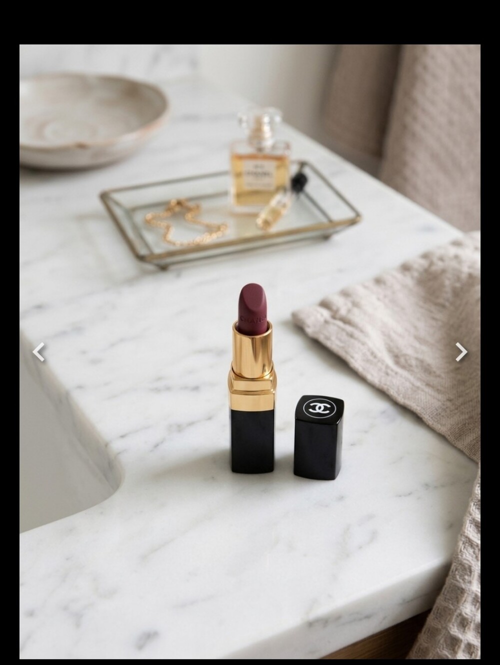 CHANEL Satin Mauve-Brown Lipstick in Iconic Black-Gold Case Color 27 Talisman